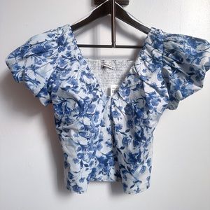 Abercrombie & Fitch Blue and White Floral Drama Puff Sleeve Poplin Top L